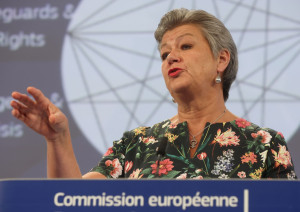 Στη Λισαβόνα η Επίτροπος Γιόχανσον για τα εγκαίνια του νέου Ευρωπαϊκού Οργανισμό για τα Ναρκωτικά