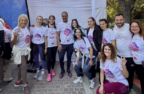 Χορηγοί δρομέων στο 18ο Greece Race for the Cure η UNI-PHARMA και η InterMed