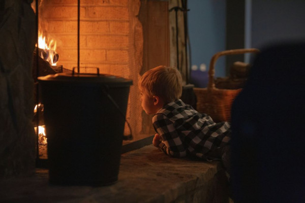 Παιδιά: Πρόληψη και αντιμετώπιση εγκαυμάτων στο σπίτι