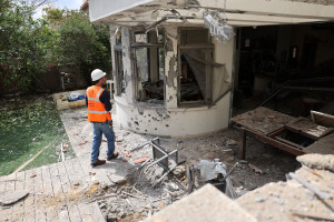 ΠΟΥ: Έξι νοσοκομεία του Ιράν έχουν εκκενωθεί - Αντέχει το σύστημα υγείας