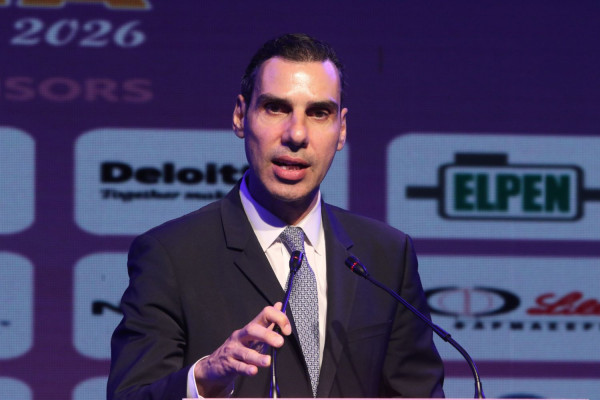 Θεμιστοκλέους: «Στα κινητά των ασθενών οι αναμονές στα εφημερεύοντα νοσοκομεία έως το τέλος του έτους»
