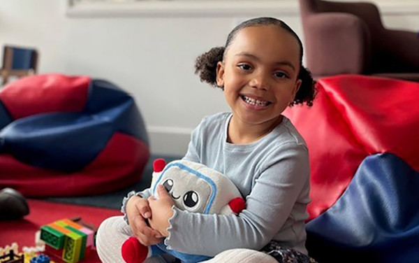 Ερευνητές ζητούν αυστηρότερους κανόνες για παιδικά παιχνίδια με τεχνητή νοημοσύνη