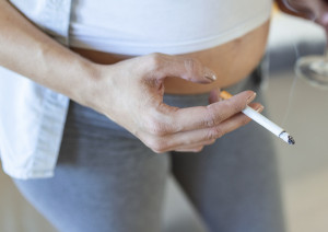 Νικοτίνη στην εγκυμοσύνη: Μελέτη αποκαλύπτει μακροχρόνιες επιπτώσεις στο ανοσοποιητικό σύστημα