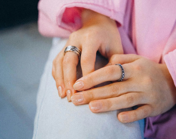 Εμμηνόπαυση και υγεία οστών: Ένας αόρατος αλλά κρίσιμος δεσμός