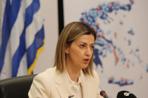 Αγαπηδάκη: Κέντρα Μαστού στα δημόσια νοσοκομεία για «ολοκληρωμένη θεραπεία και ψυχολογική υποστήριξη»