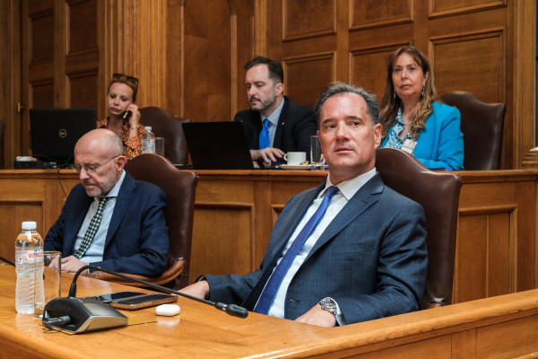 Ανασχηματισμός: Εκτός ο Βαρτζόπουλος - Δεν αντικαθίσταται στο Υπουργείο Υγείας