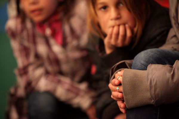 Στοχευμένες δράσεις του ΕΟΔΥ σε καταυλισμούς Ρομά - Εμβολιάστηκαν περισσότερα από 480 παιδιά!