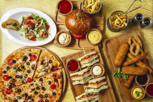 Οι 13 τρόποι με τους οποίους το fast food βλάπτει την υγεία σας