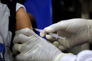 The Lancet: Το εμβόλιο κατά του HPV μηδένισε τους θανάτους από καρκίνο του τραχήλου της μήτρας στις νέες γυναίκες