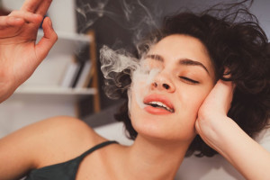 Πώς επηρεάζει το κάπνισμα τα μάτια και την όραση