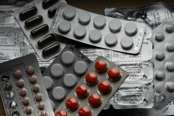 Στο Υπ. Υγείας η ανατιμολόγηση φαρμάκων: Αυξήσεις τιμών σε 923 φάρμακα