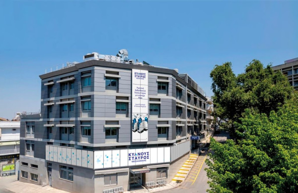 Ο Κυανούς Σταυρός δημιουργεί πρότυπο κέντρο ρομποτικής χειρουργικής στη Βόρεια Ελλάδα