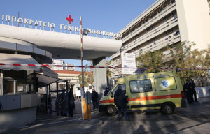 Ναυαγοσώστης έσωσε από τον θάνατο κοριτσάκι δυόμιση ετών με ΚΑΡΠΑ