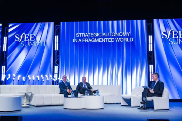 3o SFEE Summit: Στοίχημα για την Ευρώπη η στρατηγική αυτονομία και στον κλάδο της Υγείας