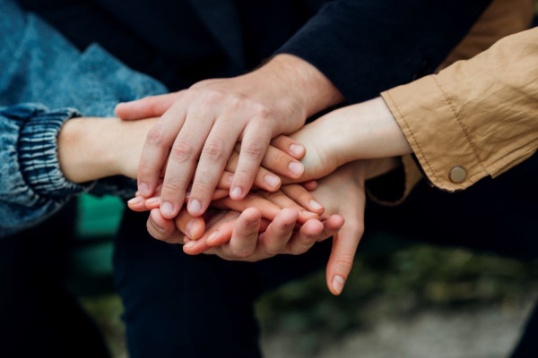 Connect to Protect 2026: Η προστασία των παιδιών πρέπει να διασφαλίζει ότι δεν θα τραυματίζονται ξανά